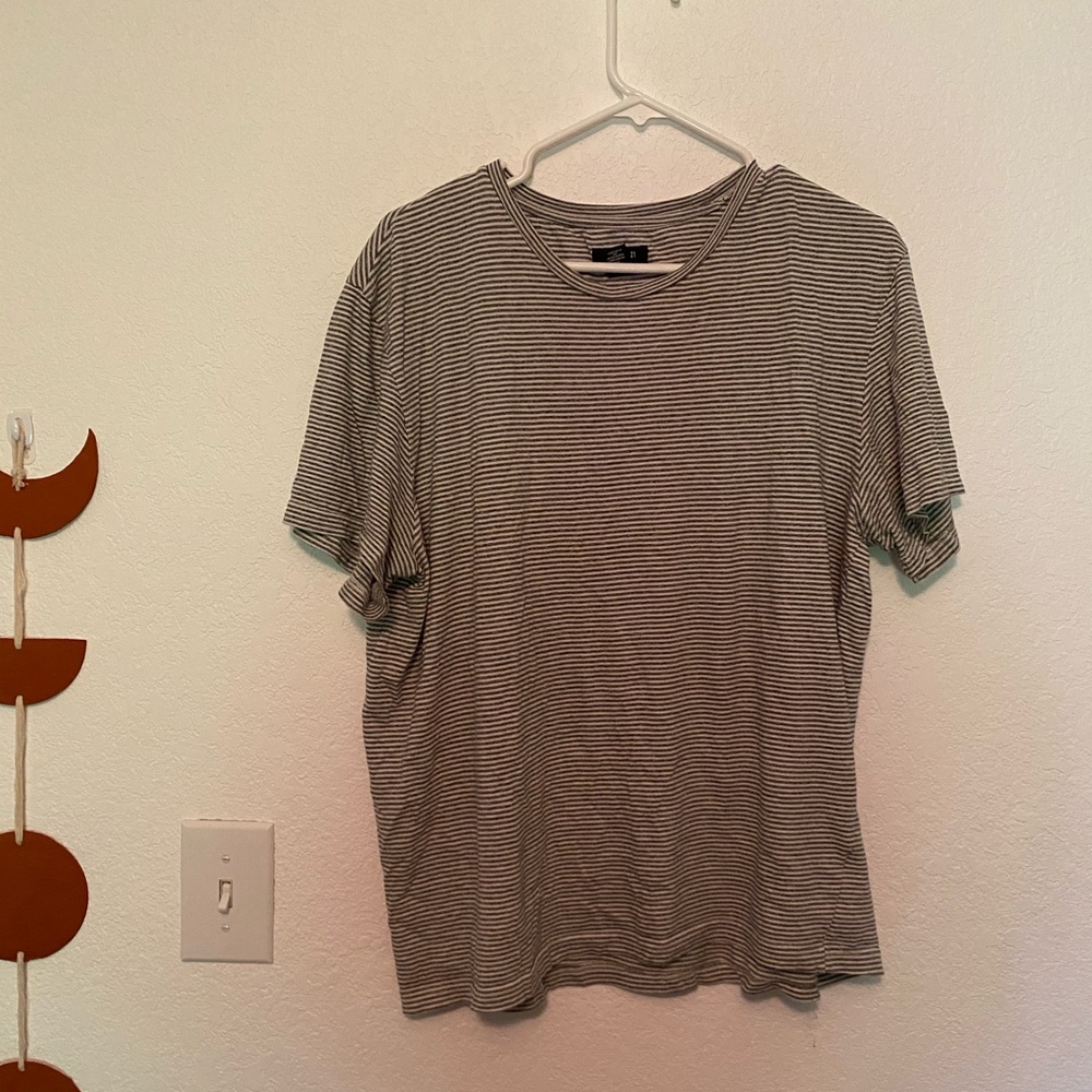 Basic striped tee
